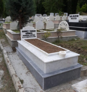 mezar taşı