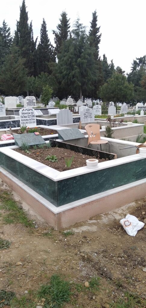 derecik mezar modelleri